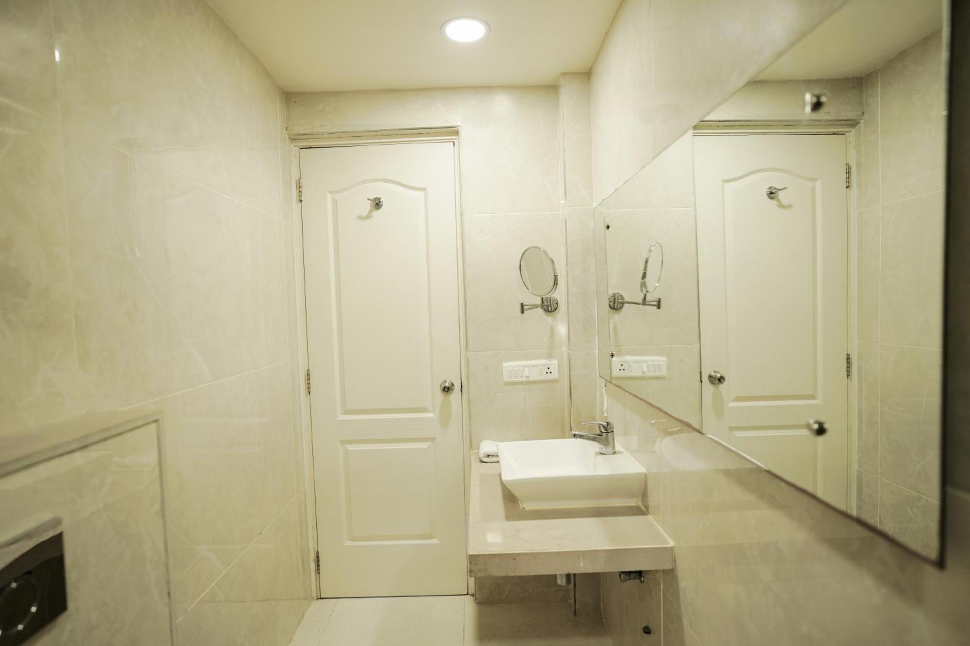 Hotel Cygnett Lite Grand, Dźajpur Zewnętrze zdjęcie