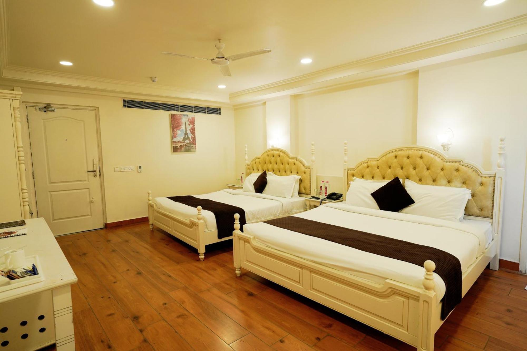 Hotel Cygnett Lite Grand, Dźajpur Zewnętrze zdjęcie