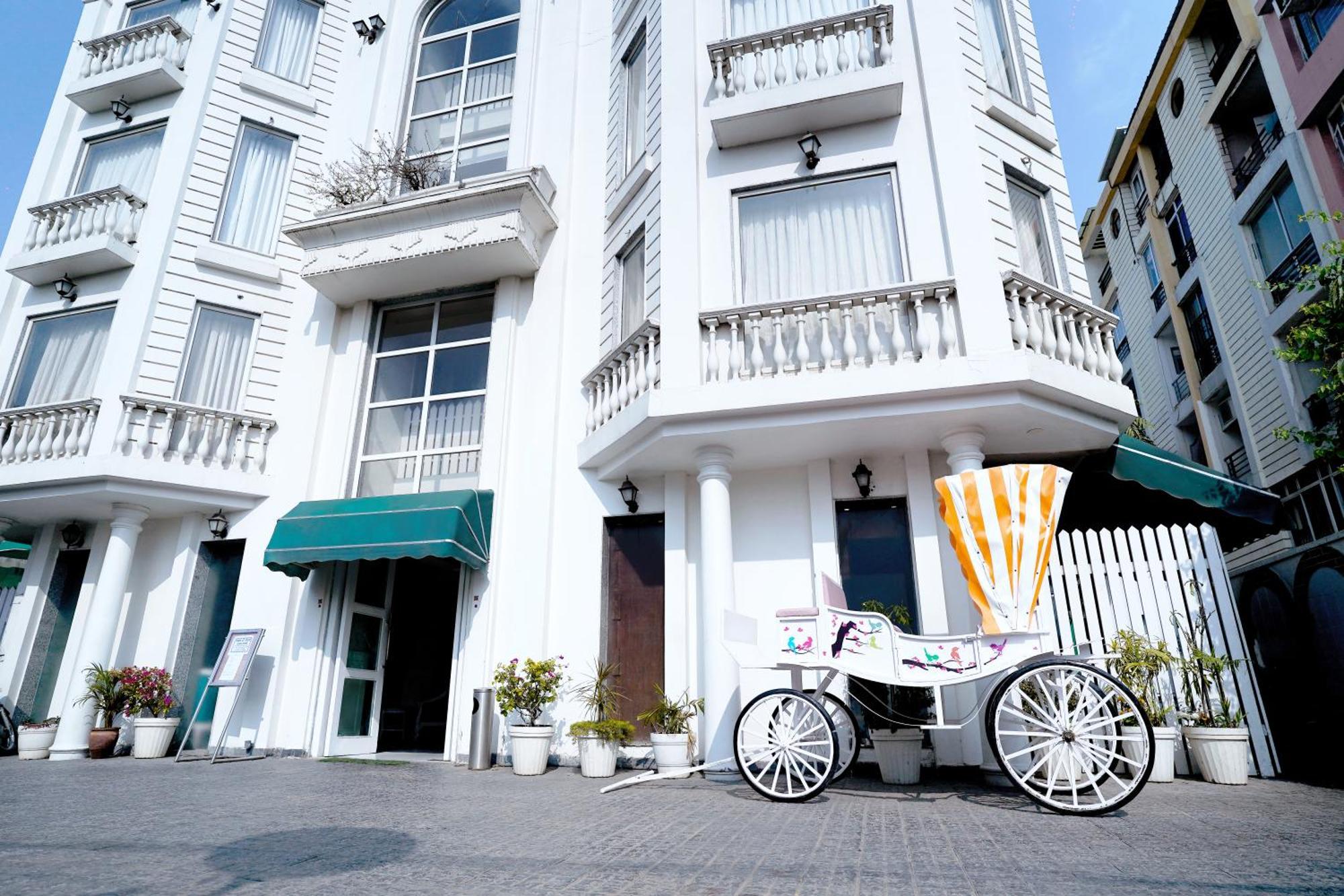 Hotel Cygnett Lite Grand, Dźajpur Zewnętrze zdjęcie